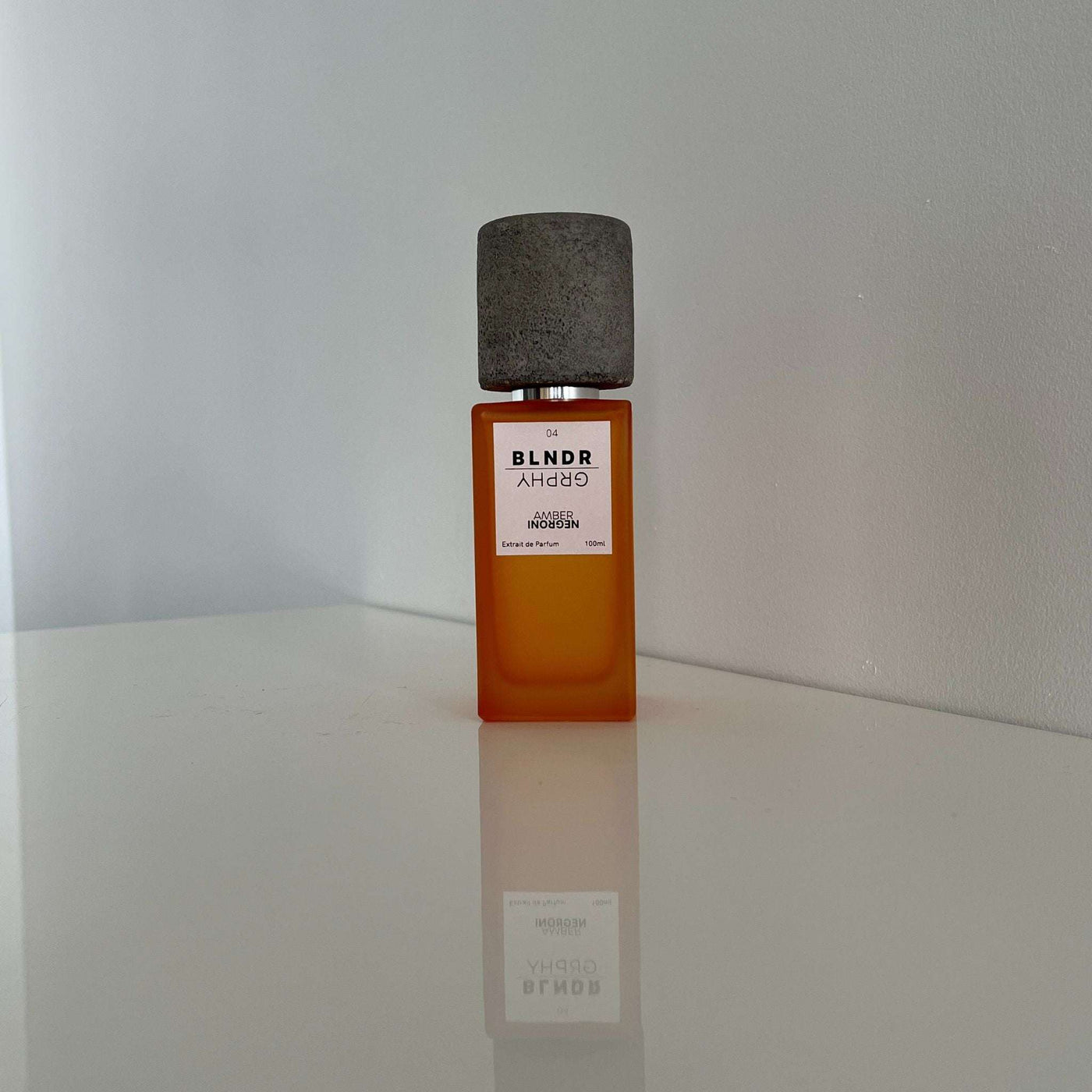Fragrance Amber Negroni BLNDRGRPHY